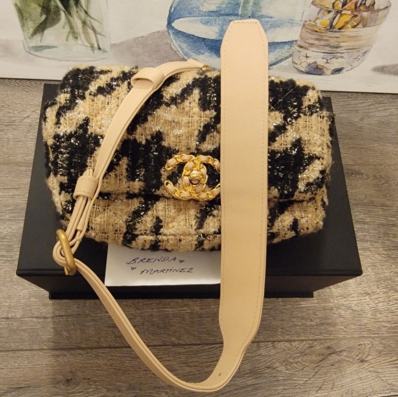 Chanel 19K Tweed Houndstooth Bum Bag/Belt Bag/Shoulder Bag - Picture 12 of 14